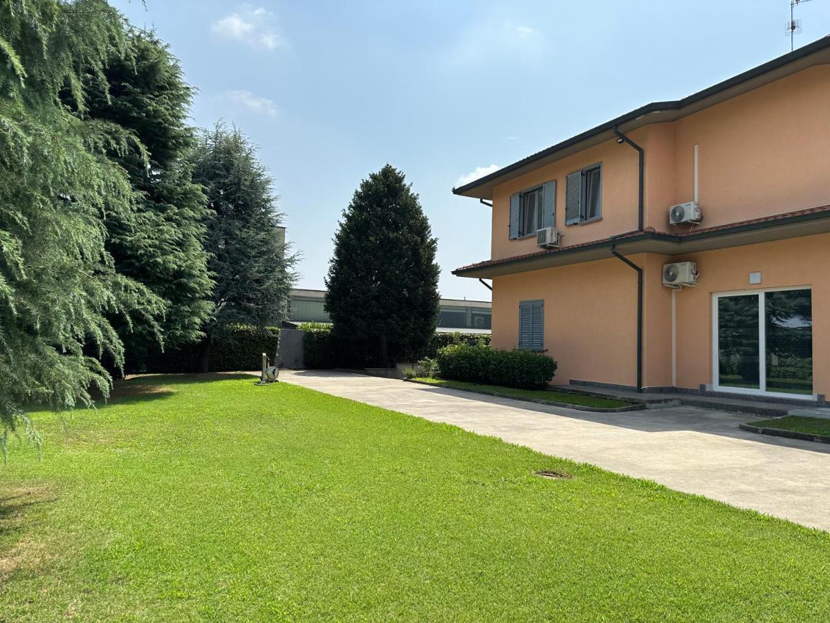 Villa 2 Cassano dʼAdda المظهر الخارجي الصورة