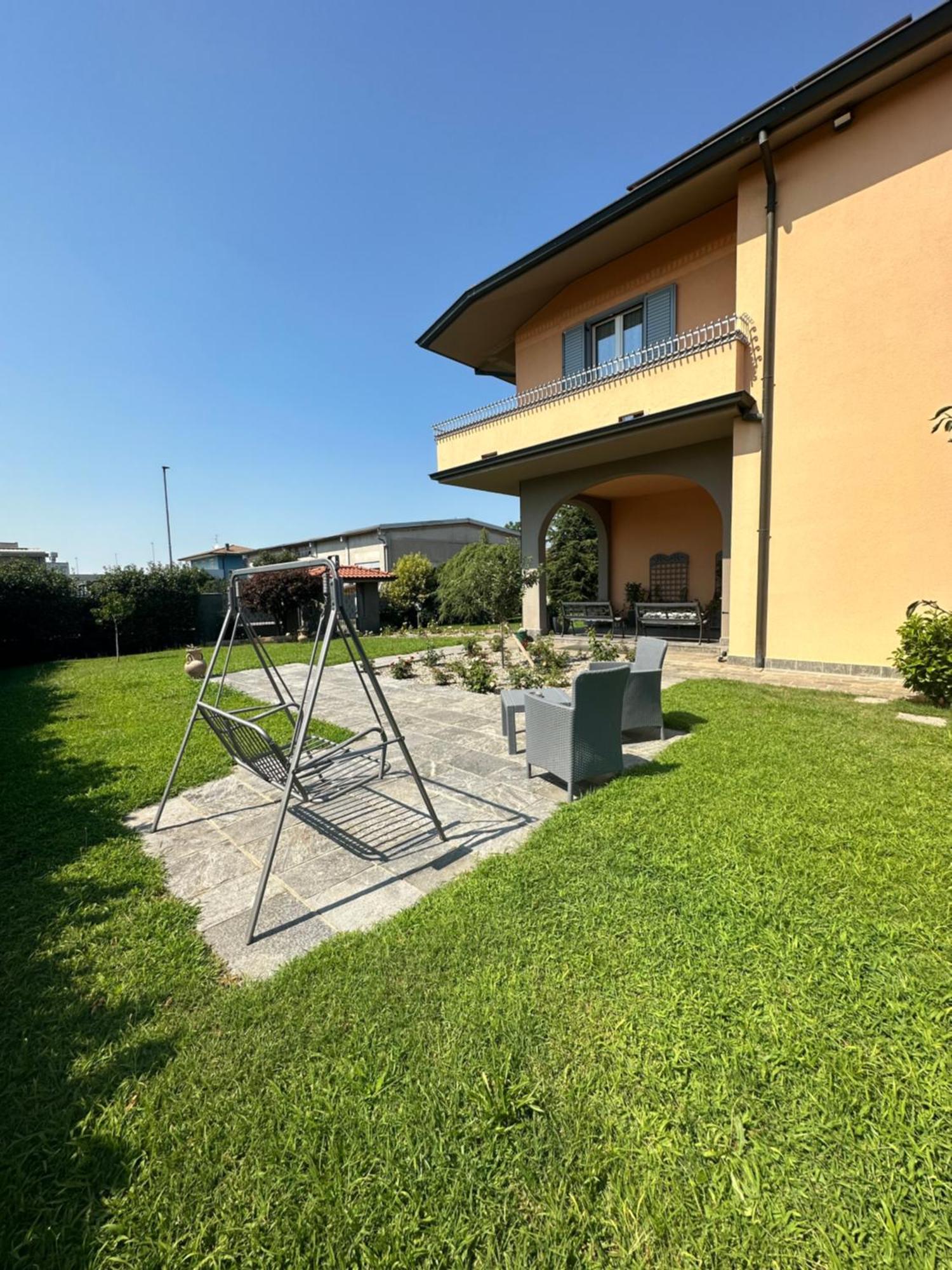 Villa 2 Cassano dʼAdda المظهر الخارجي الصورة
