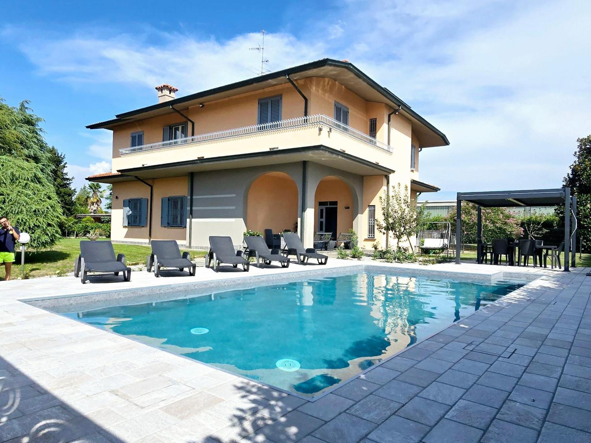Villa 2 Cassano dʼAdda المظهر الخارجي الصورة